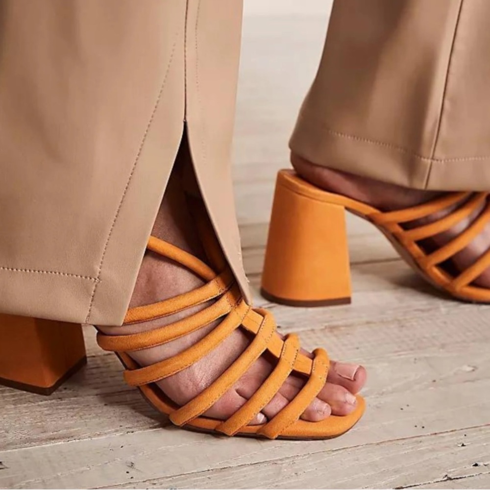NIB Free People Colette Sandal